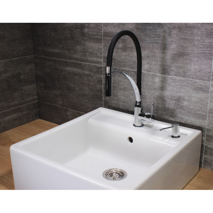 Eisl Carneo černá / lesklý chrom